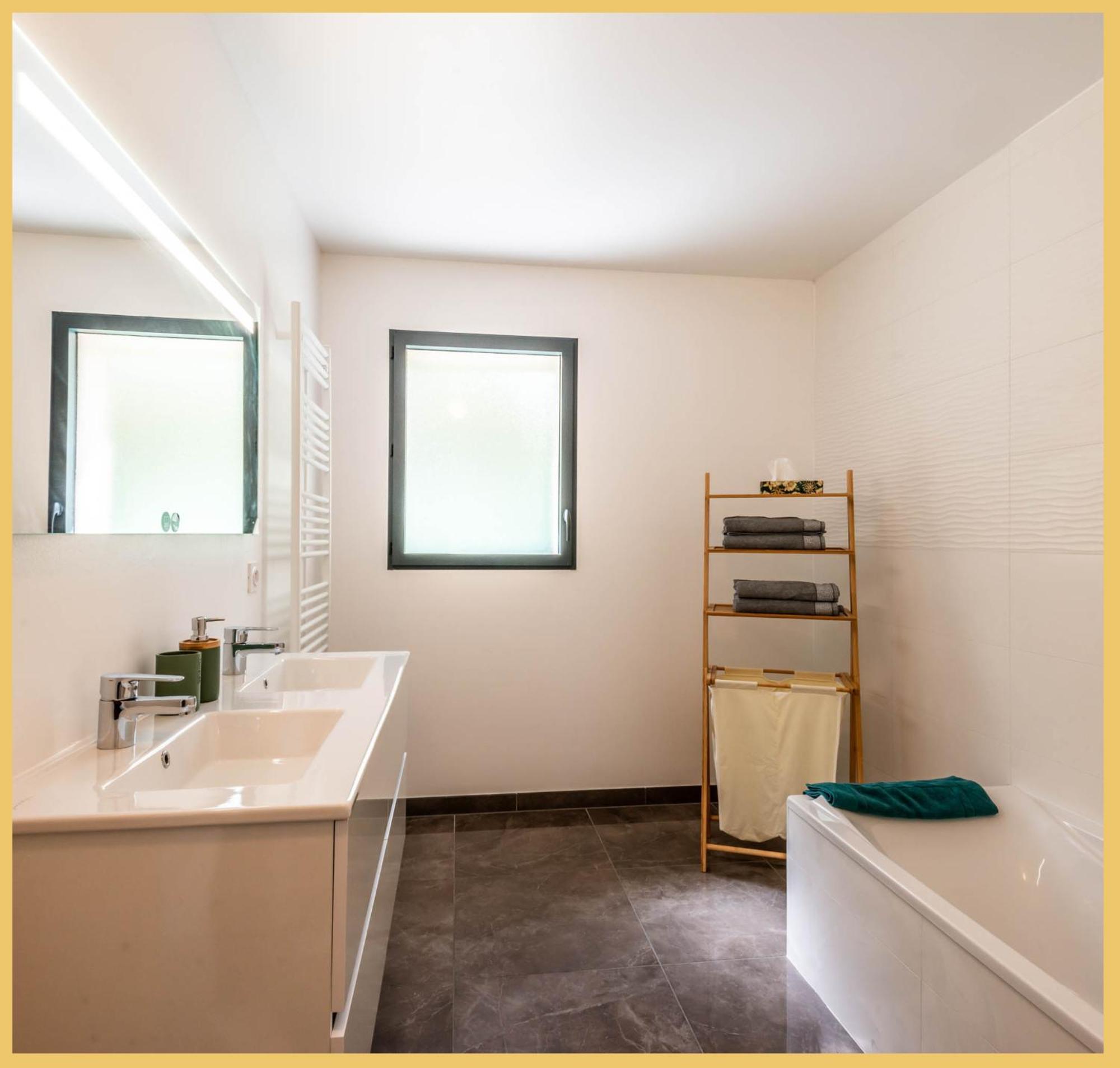 Zen Vanilla Home, Maison Exotique Entre Annecy Et Geneve