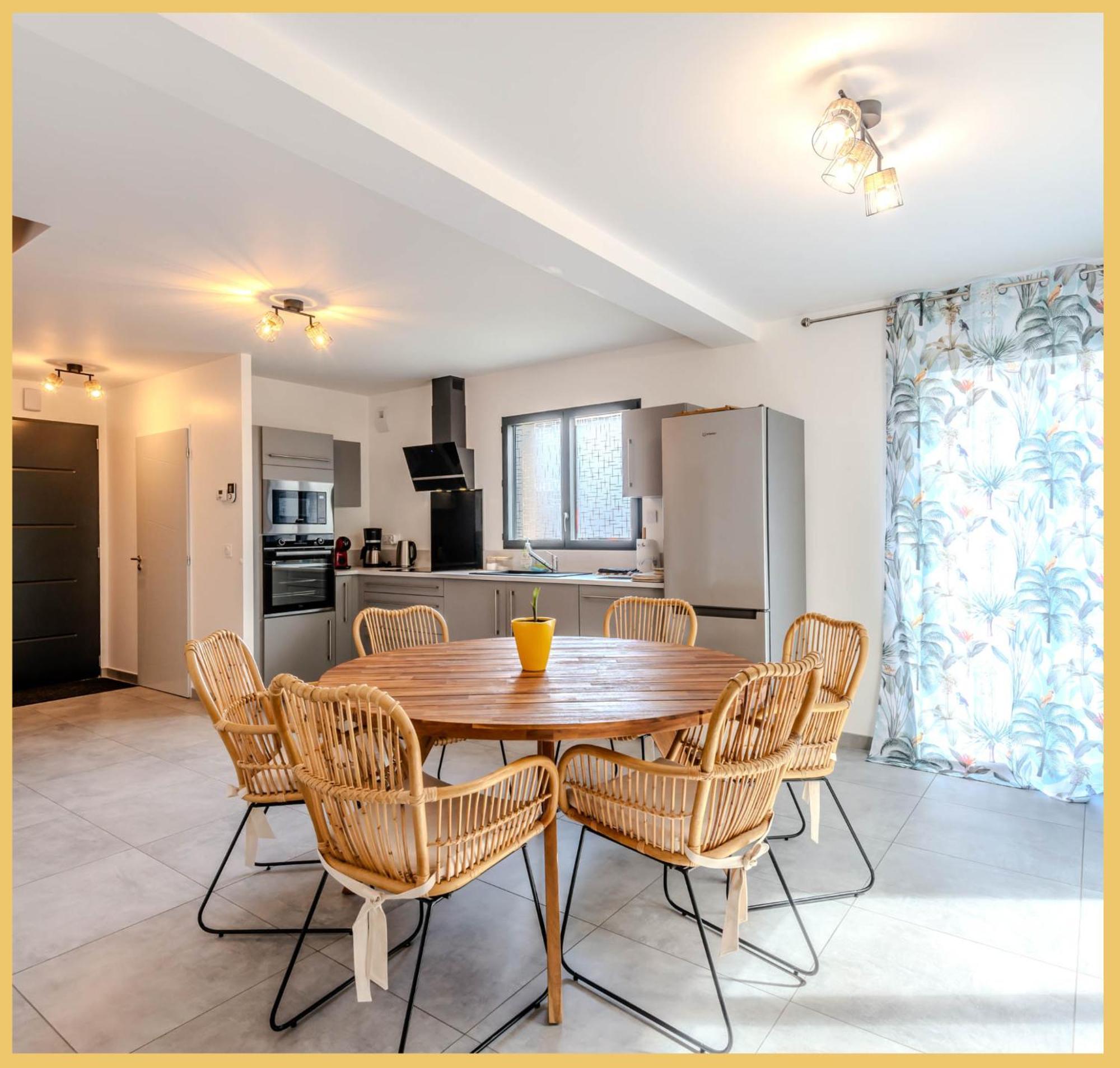 Holiday home Zen Vanilla Home, Maison Exotique Entre Annecy Et Geneve